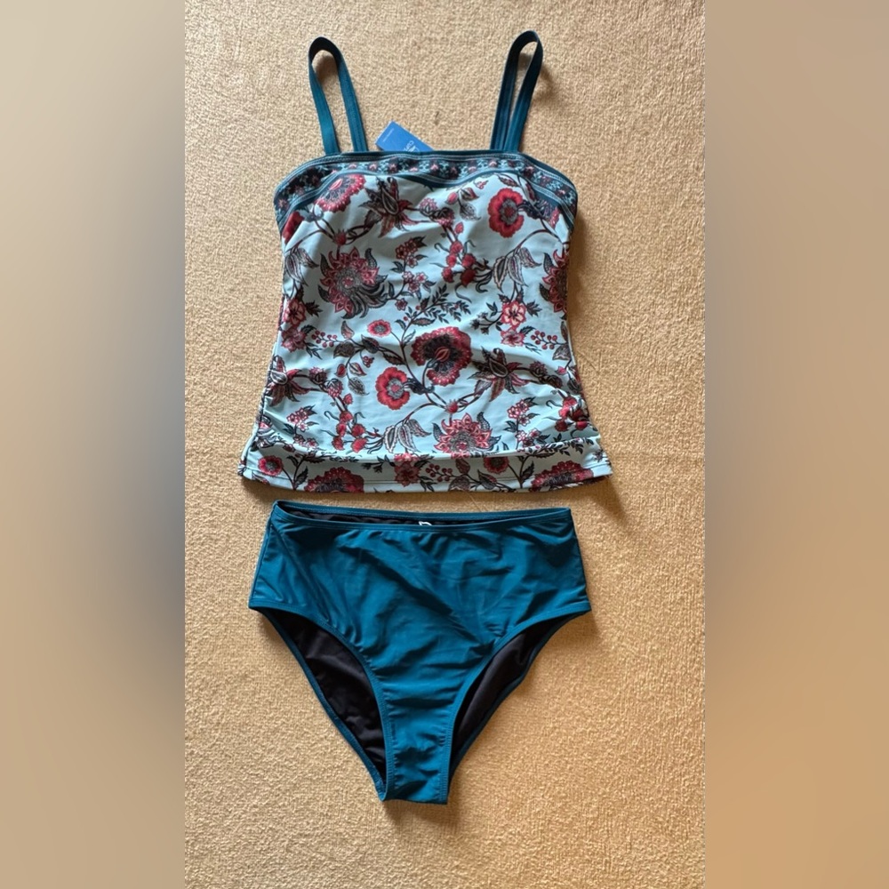 Cupshe Floral Print Bikini Set in Teal and Red